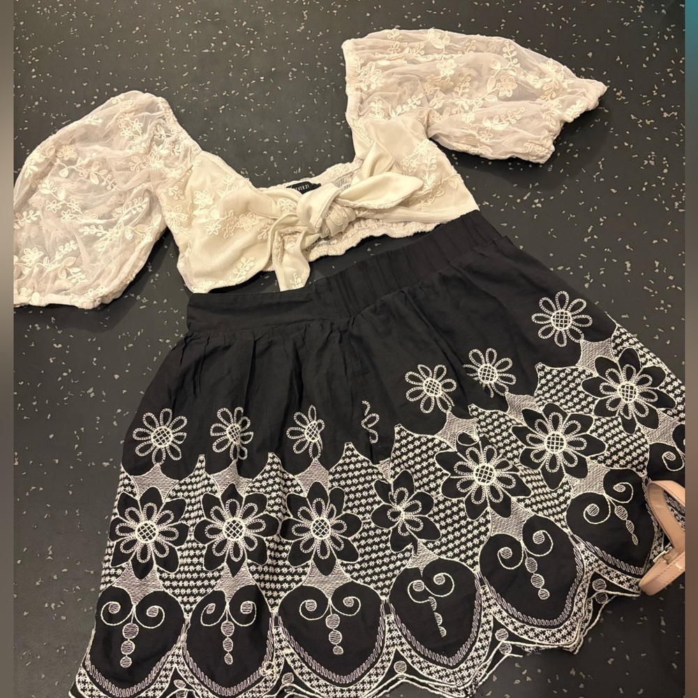 Black and White Floral Embroidered Skirt
